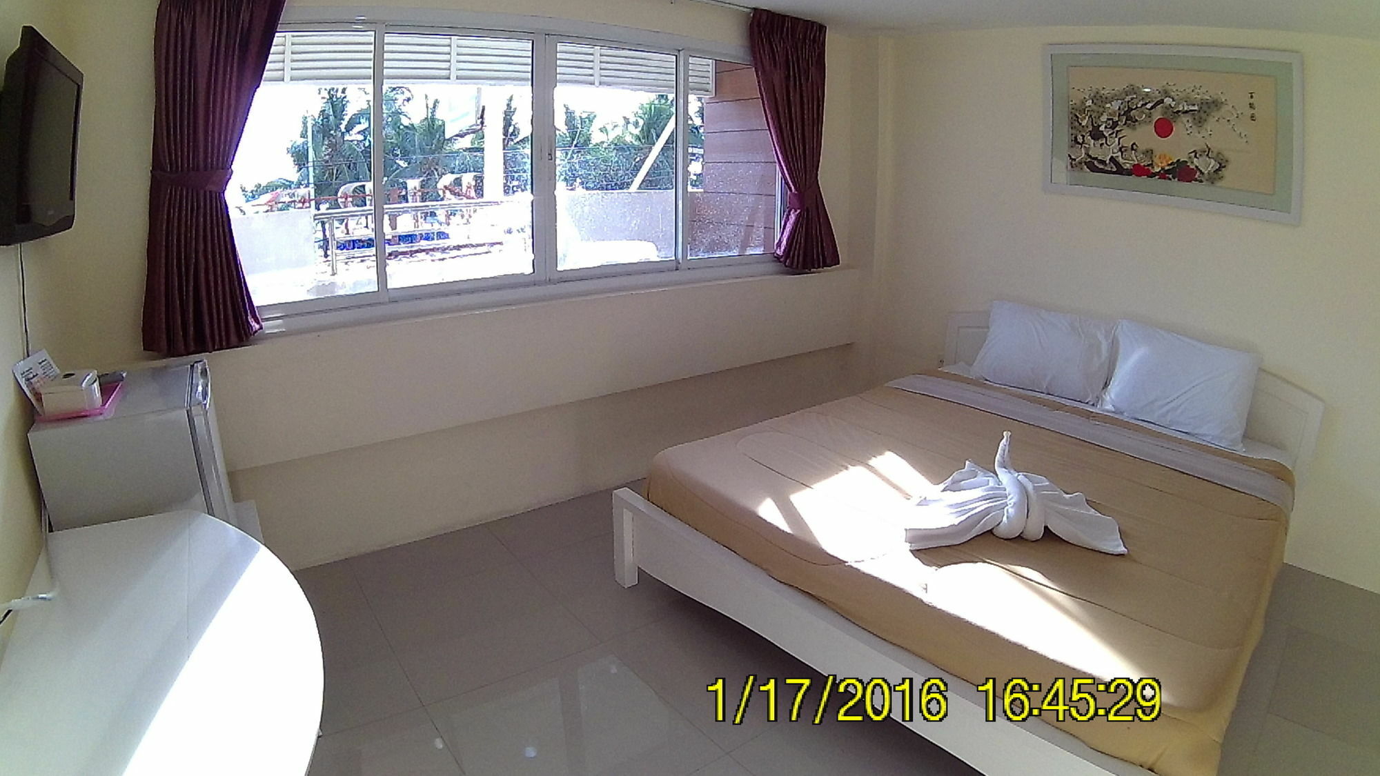 Bird Hotel Chonburi Exterior foto
